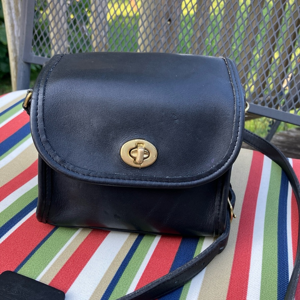 VTG COACH EMMIE FLAP BLACK LEATHER  BAG #9018